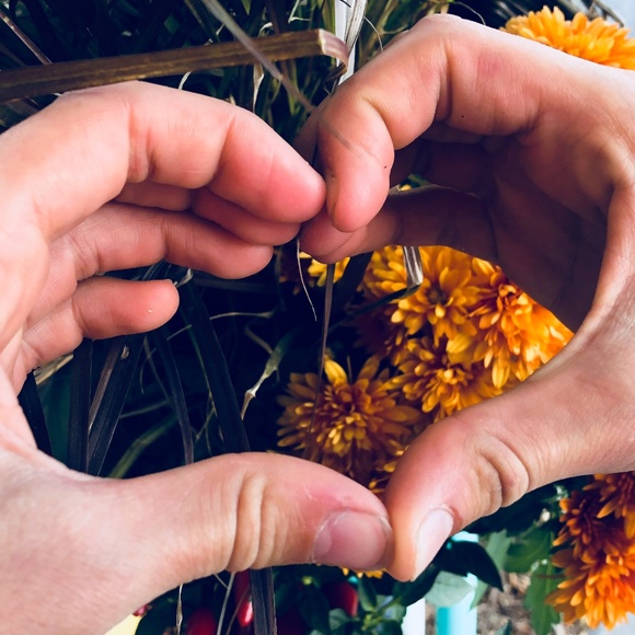 Meet your Posher, Gillian - Picture 1 of 1